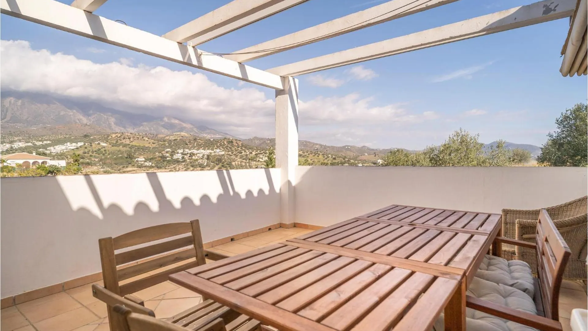 2 Bedroom Amazing Home In Vinuela Spain