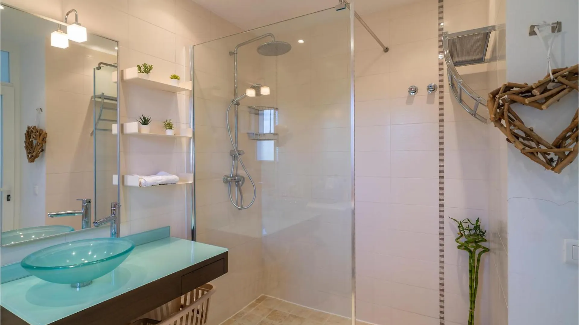 Holiday home 2 Bedroom Amazing Home In Vinuela