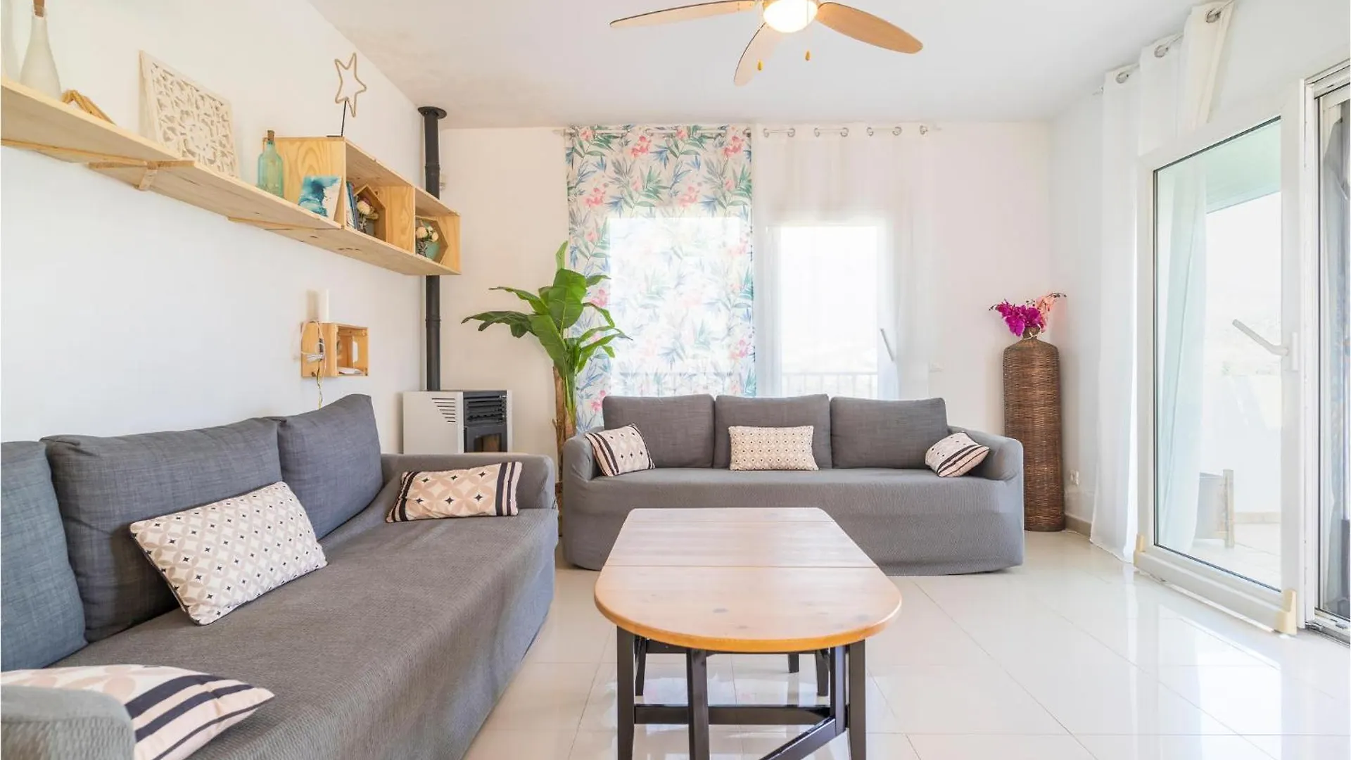 Holiday home 2 Bedroom Amazing Home In Vinuela